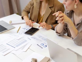 Cómo elegir la mejor entidad de factoring