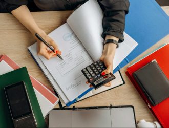 Qué sanciones existen por no emitir factura electrónica