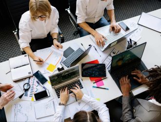 Ventajas de digitalizar tu pyme y adaptarte a VeriFactu antes de que sea obligatorio